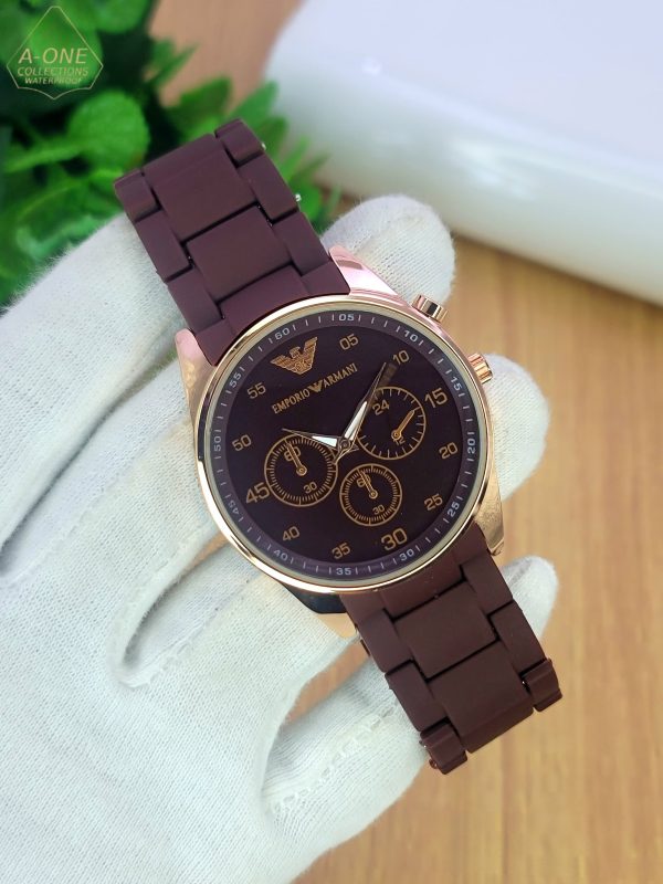 Emporio Armani Stylish Watch with Adjustable Strap